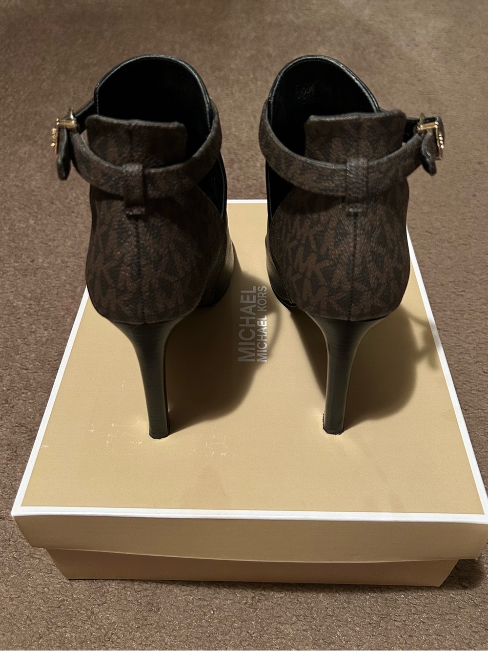 Michael Kors Lawson Open Toe Black Leather Brown Signature Logo - Picture 4 of 6